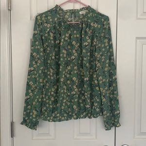 Green floral longsleeve blouse